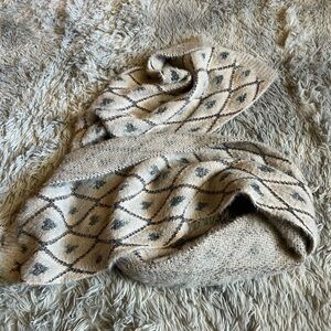 Soft and cozy scarf